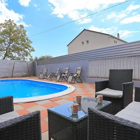 Lucija Holiday home *