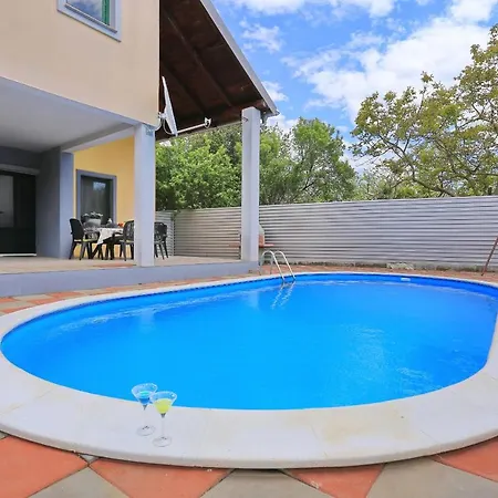 Lucija Holiday home *